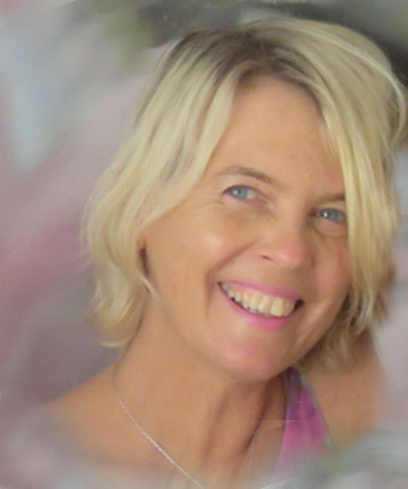 Karen Hansen - Professional Palm Reader